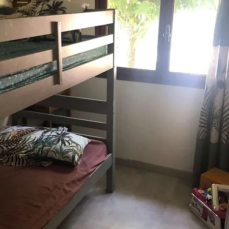 Maison Climatisee Avec Jardin Arbore, 3 Chambres, Wifi - Proche Et Commerces - Fr-1-701-84 Dom wakacyjny *