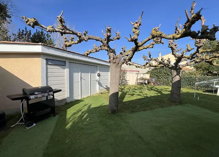 Maison Climatisee Avec Jardin Arbore, 3 Chambres, Wifi - Proche Et Commerces - Fr-1-701-84 Nyaraló